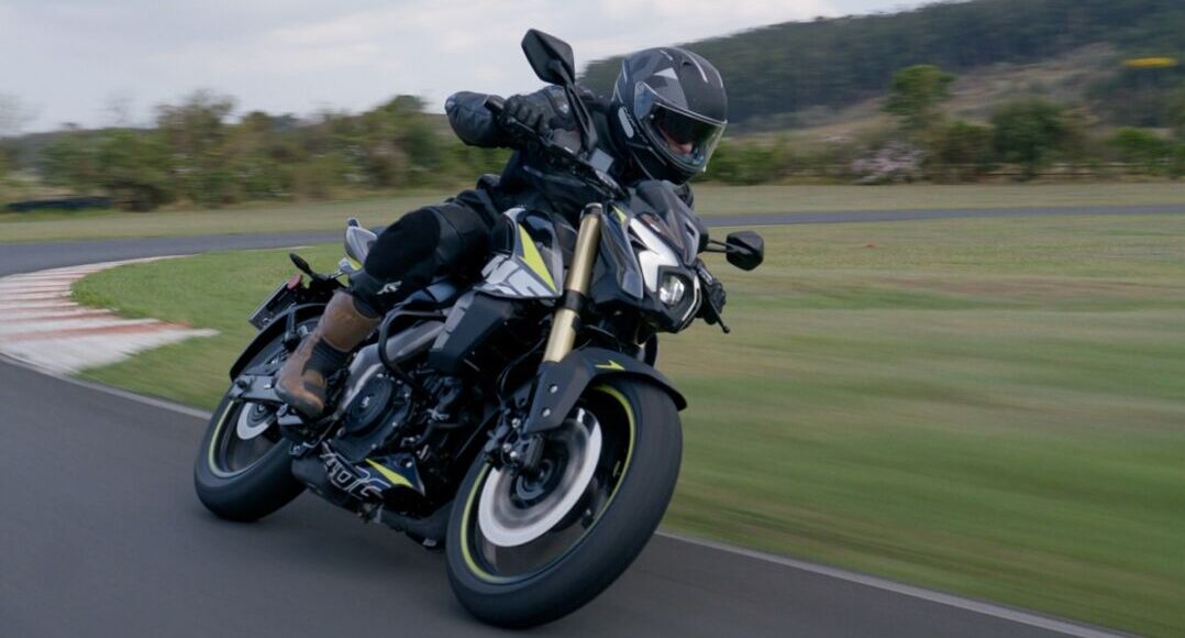 Dominar Bajaj
