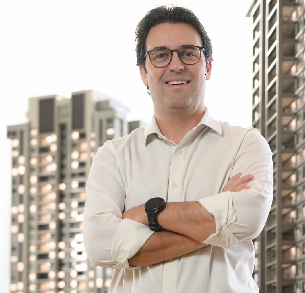 Humberto Mattos, CEO da Somattos Humberto Mattos, CEO da Somattos, em frente a empreendimentos residenciais de alto padrão da construtora mineira