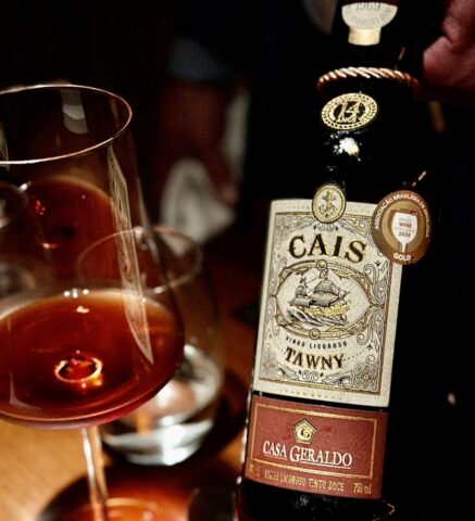 Notinha 1 Casa Geraldo Cais Tawny Notinha 1 Casa Geraldo Cais Tawny