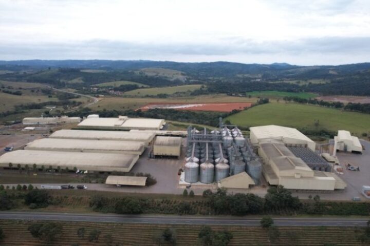 Cooperativa mineira entre as 300 do mundo Cooperativa mineira entre as 300 do mundo