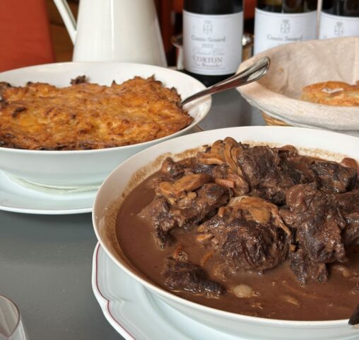 Boeuf bourguignon e gratin dauphinois Boeuf bourguignon e gratin dauphinois