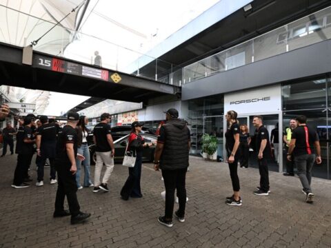 Grupo da Bamaq teve tratamento VIP no Driving Expriente da Porsche