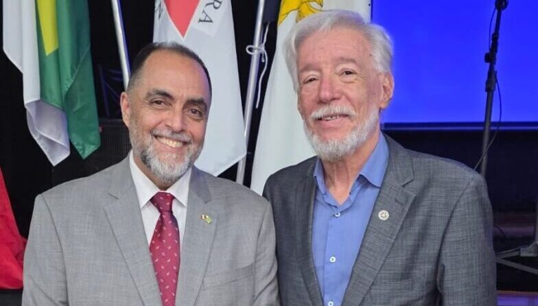 Cláudio Luciano Valença Motta participa do Encontro da Casa dos Açores em Andrelândia O empresário luso-brasileiro Cláudio Luciano Valença Motta durante o 1º Encontro da Casa dos Açores de Minas Gerais realizado em Andrelândia