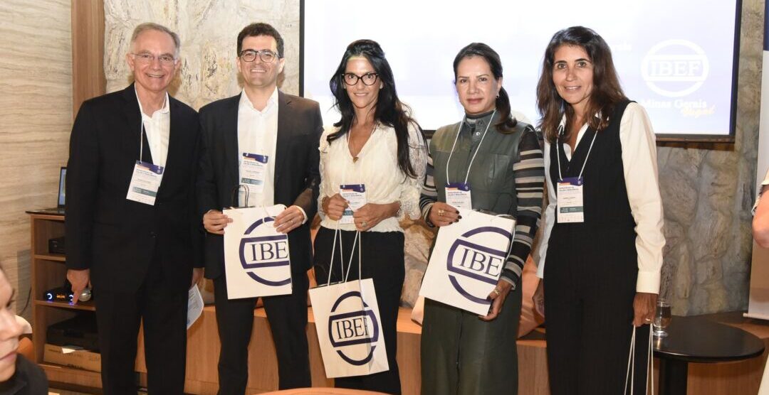 Executivos participam de encontro do IBEF-MG sobre resiliência financeira em Belo Horizonte
