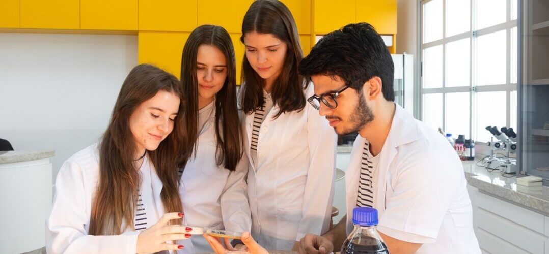 Estudantes Fundação Torino (2)