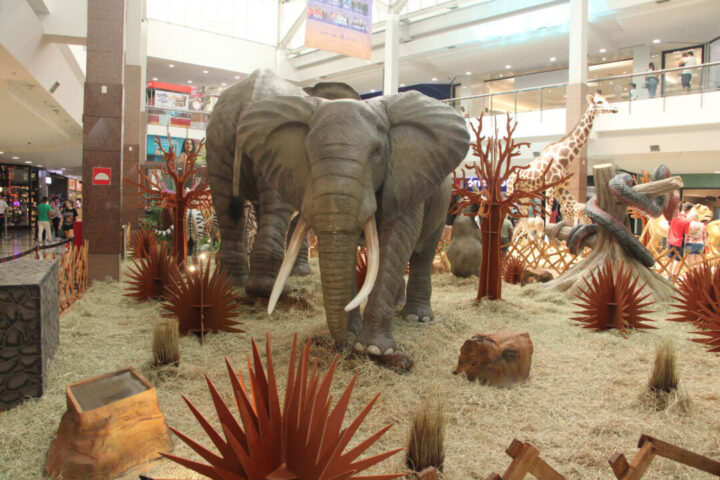 Exposição Smart Zoo leva animais mecatrônicos ao ItaúPower Shopping Páscoa: Elefante animatrônico da exposição interativa Smart Zoo no ItaúPower Shopping