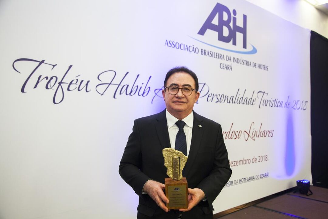 Manoel Linhares, ex-presidente da ABIH Nacional, durante atuação no setor hoteleiro brasileiro