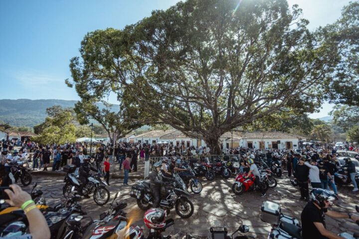 O Bike Fest de Tiradentes já se tornou o maior e principal evento realizado na cidade histórica mineira O Bike Fest de Tiradentes já se tornou o maior e principal evento realizado na cidade histórica mineira