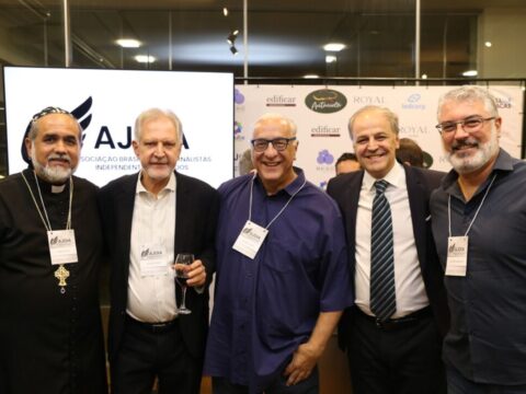 Padre Kelmon Augusto Nunes Ricardo Carlinhi José Aparecido Ribeiro e Gusavo Mendicino