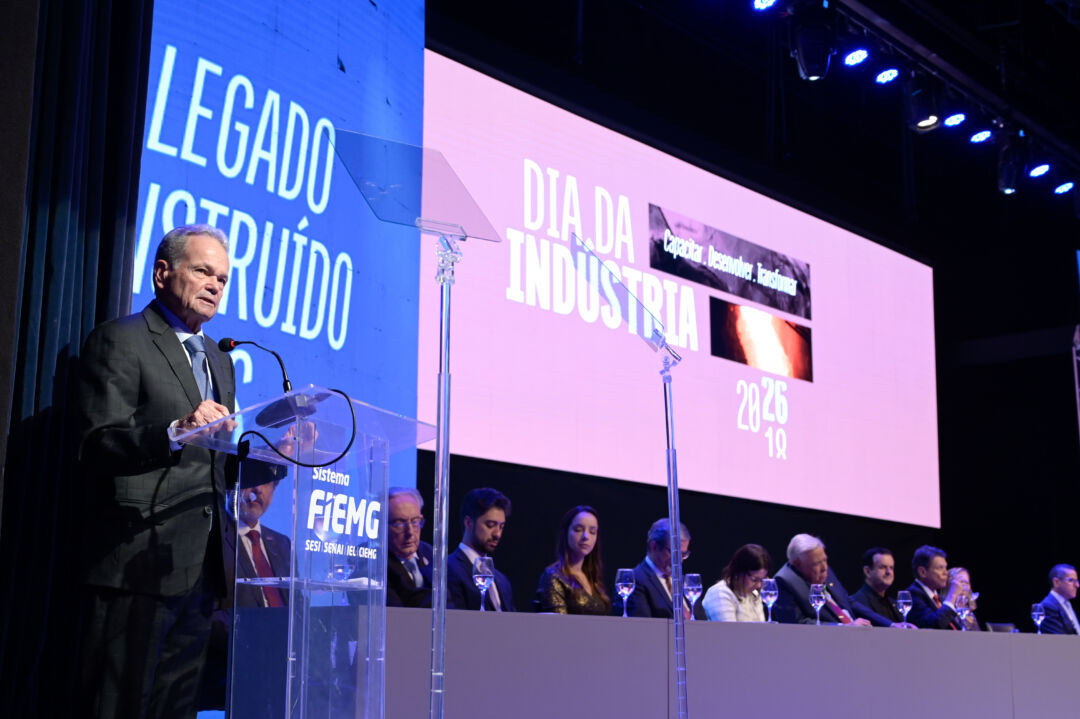 Presidente da Fiemg discursa durante o Dia da Indústria 2026, em Belo Horizonte, em evento que reuniu lideranças do setor produtivo mineiro