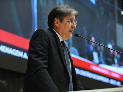 Alexandre Figueiredo de Andrade Urbano, na homenagem dos 60 anos da ADCE MG
