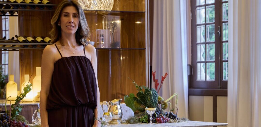 Natalia Queiroz assina ambiente que celebra encontros e memórias