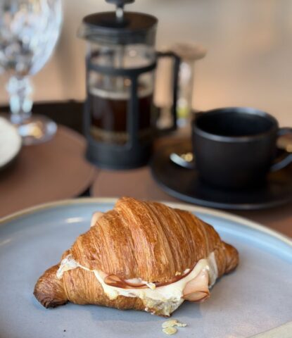 Notinha 2 Misto no croissant (1)