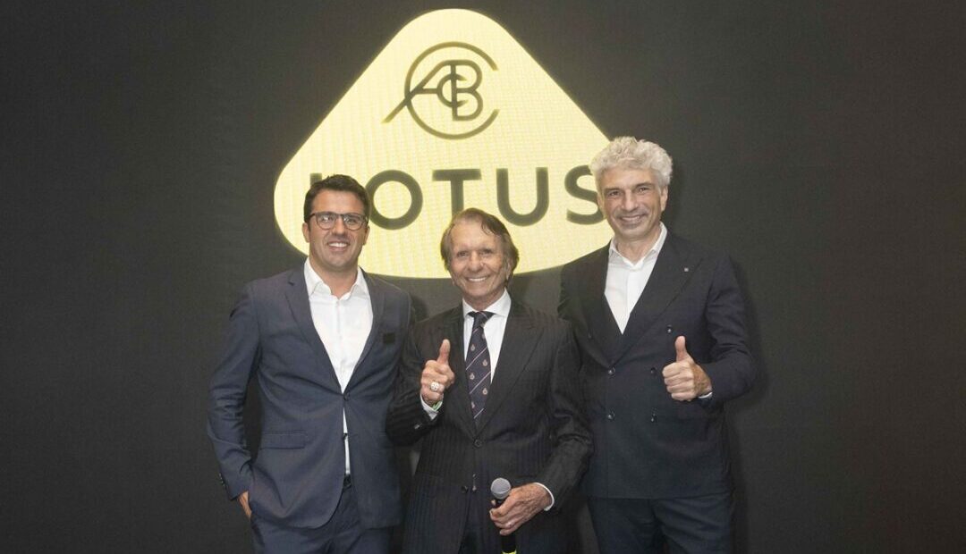 Lotus desembarca oficialmente no Brasil e traz sua herança de pistas, luxo e alta performance