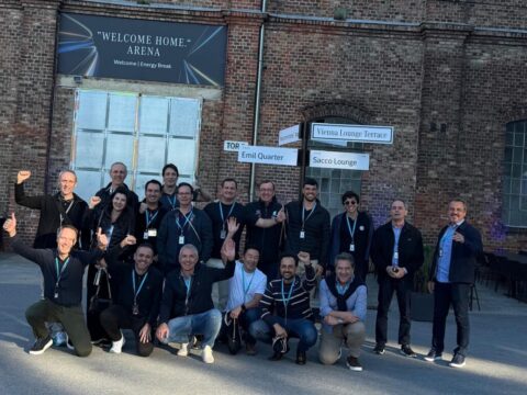 Concessionária de BH representa Minas em evento internacional da Mercedes-Benz em Viena