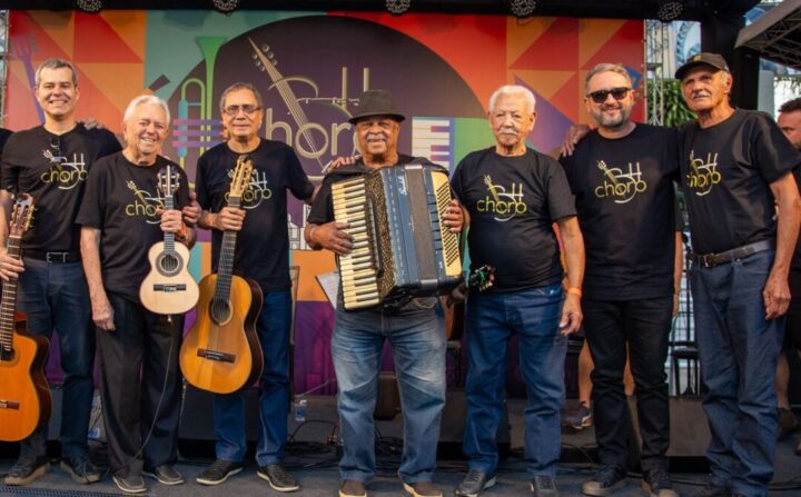 Integrantes da Velha Guarda do Clube do Choro de Belo Horizonte durante apresentação no Festival de Choro & Samba, realizado no Mercado de Origem Santa Tereza, em Belo Horizonte