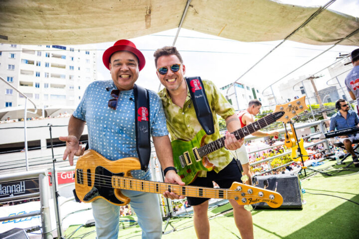 Shopping Del Rey promove festa junina com música, gastronomia e atrações familiares em BH Integrantes do grupo Baianeiros se apresentam durante festa junina no Shopping Del Rey, em Belo Horizonte