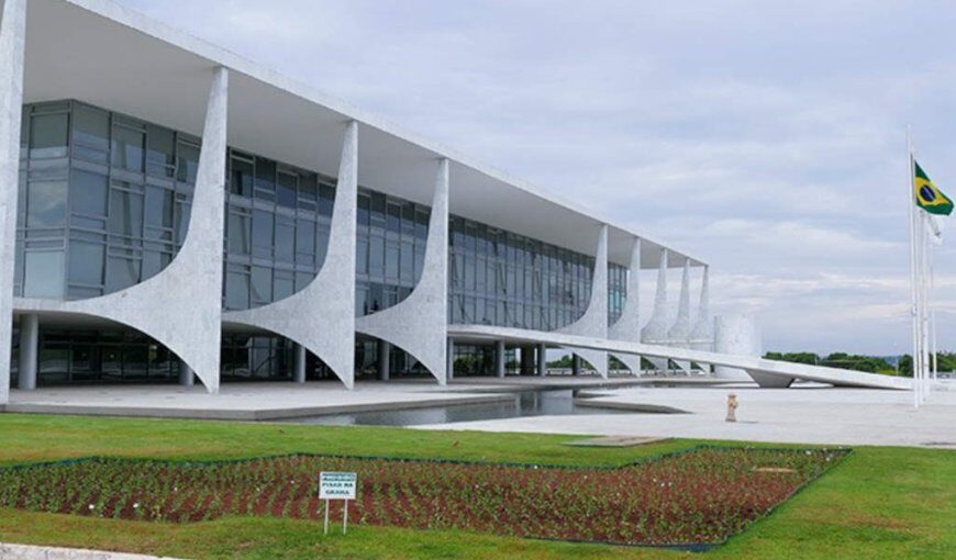 CNI reúne pré-candidatos à presidência em evento voltado às demandas da indústria 