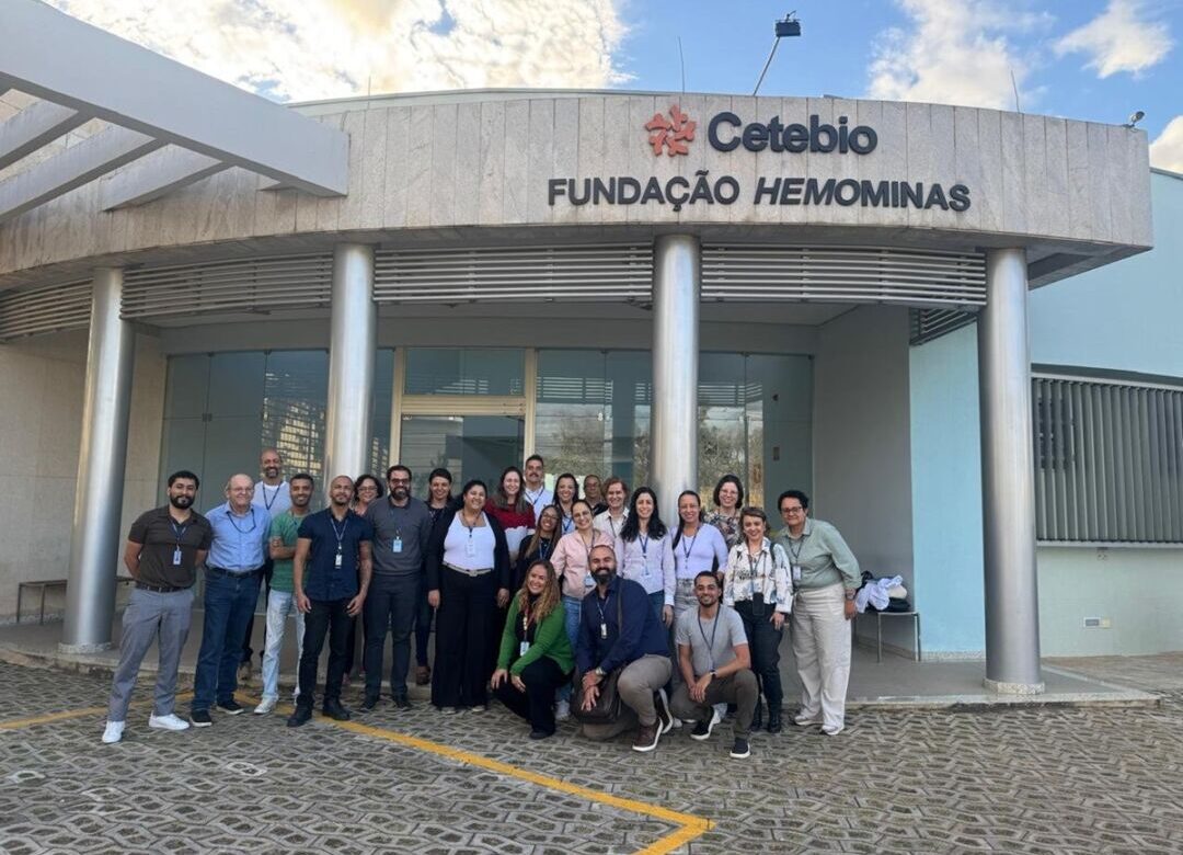 servidores do cetebio comemoram a recertificaaao