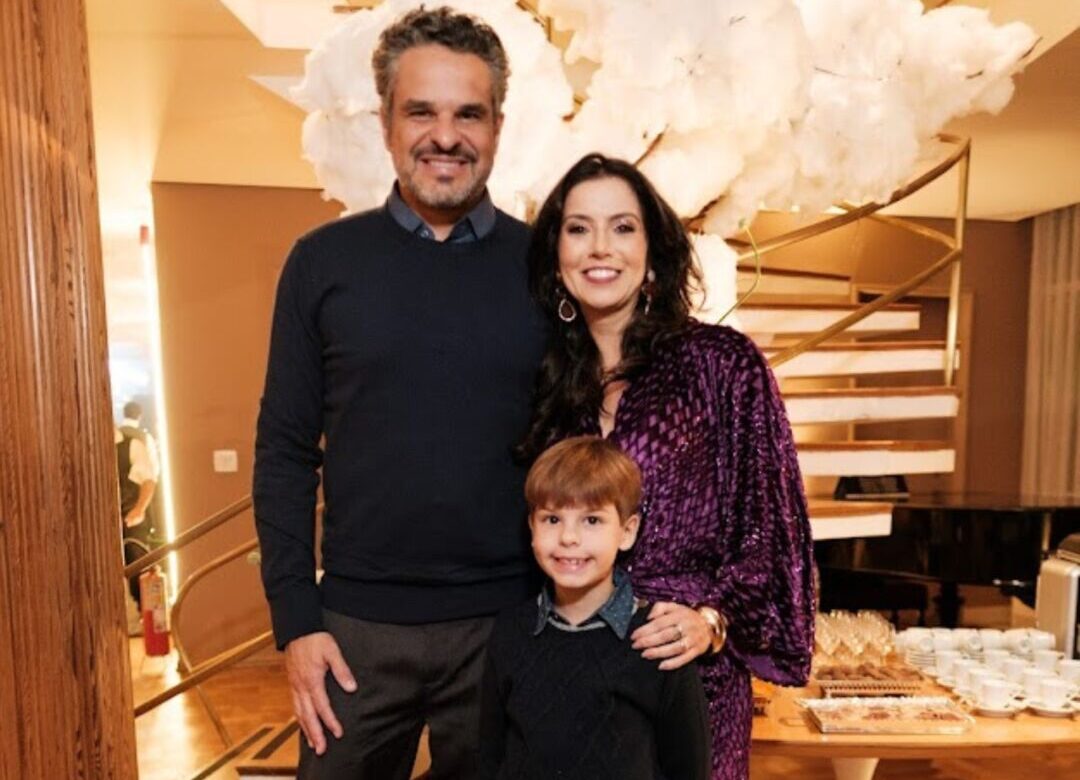 Elegância e encontros especiais marcam celebração dos 50 anos de Daniela Magalhães