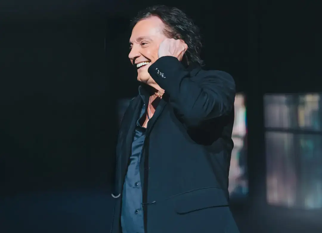 Fábio Jr. durante apresentação da Turnê 2026, que chega a Belo Horizonte com repertório repleto de clássicos da música brasileira