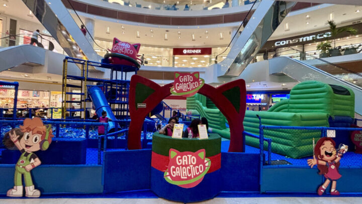 GatoGalactico BoulevardShoppingDivulgação Parquinho do Gato Galáctico no Boulevard Shopping BH oferece piscina de bolinhas, escorregadores e atrações para crianças durante as férias escolares