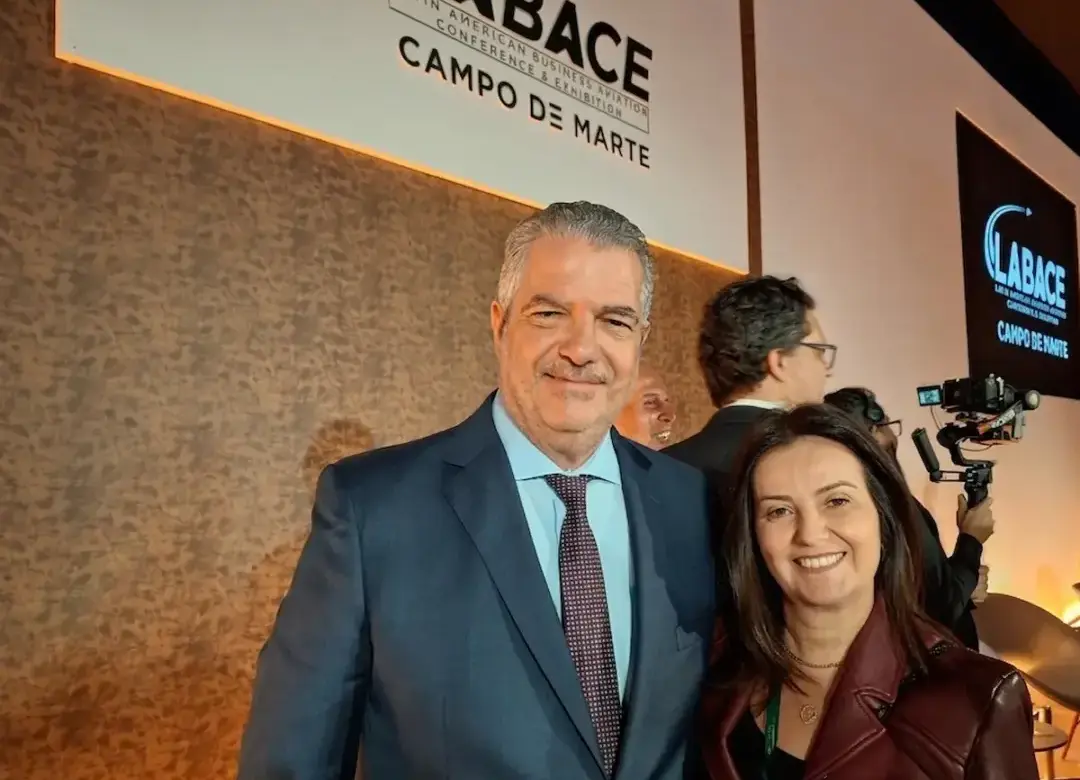 Flávio Pires e Junia Hermont