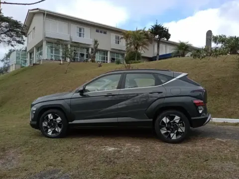 Hyundai Kona Hybrid Signature no Grogotó, em Barbacena