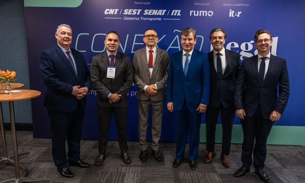 Segurança jurídica no setor de transportes é tema central de debate com participação mineira