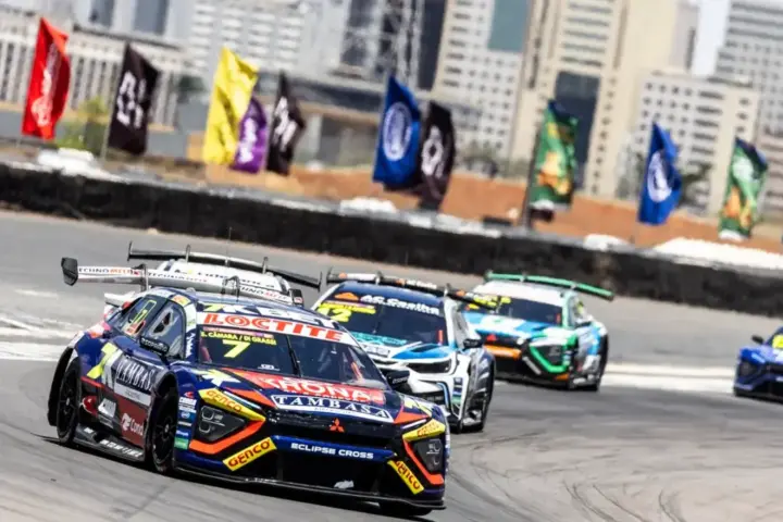 471173 1222685 img 5332 jpg Piloto mineiro Sergio Sette Câmara faz história e vence a primeira Endurance da Stock Car