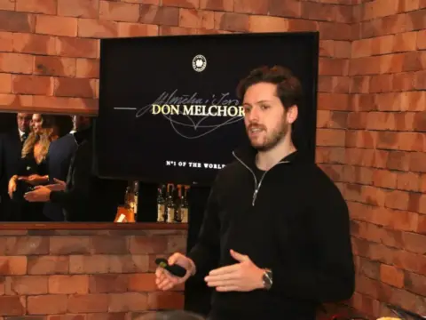 Apresentação de Pietro Sanpaulo