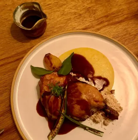 Galeto au Vin (1) Galeto au Vin (1)