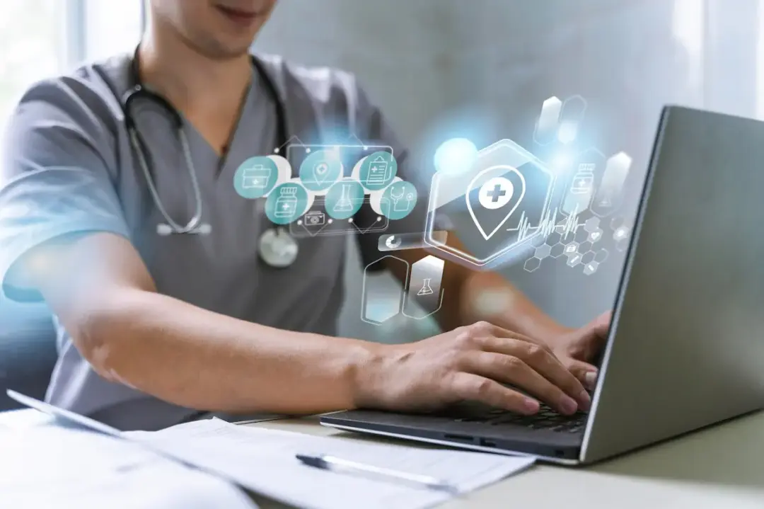 Prontuário com inteligência artificial reduz burocracia médica