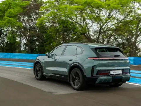 Porsche Cayene elétrica