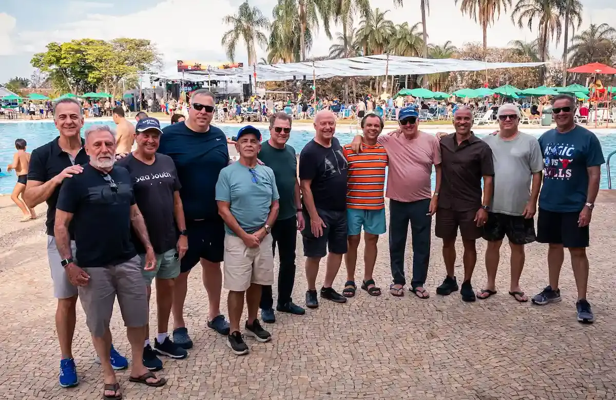 presidente do PIC Wilson Alvarenga com parte da diretoria